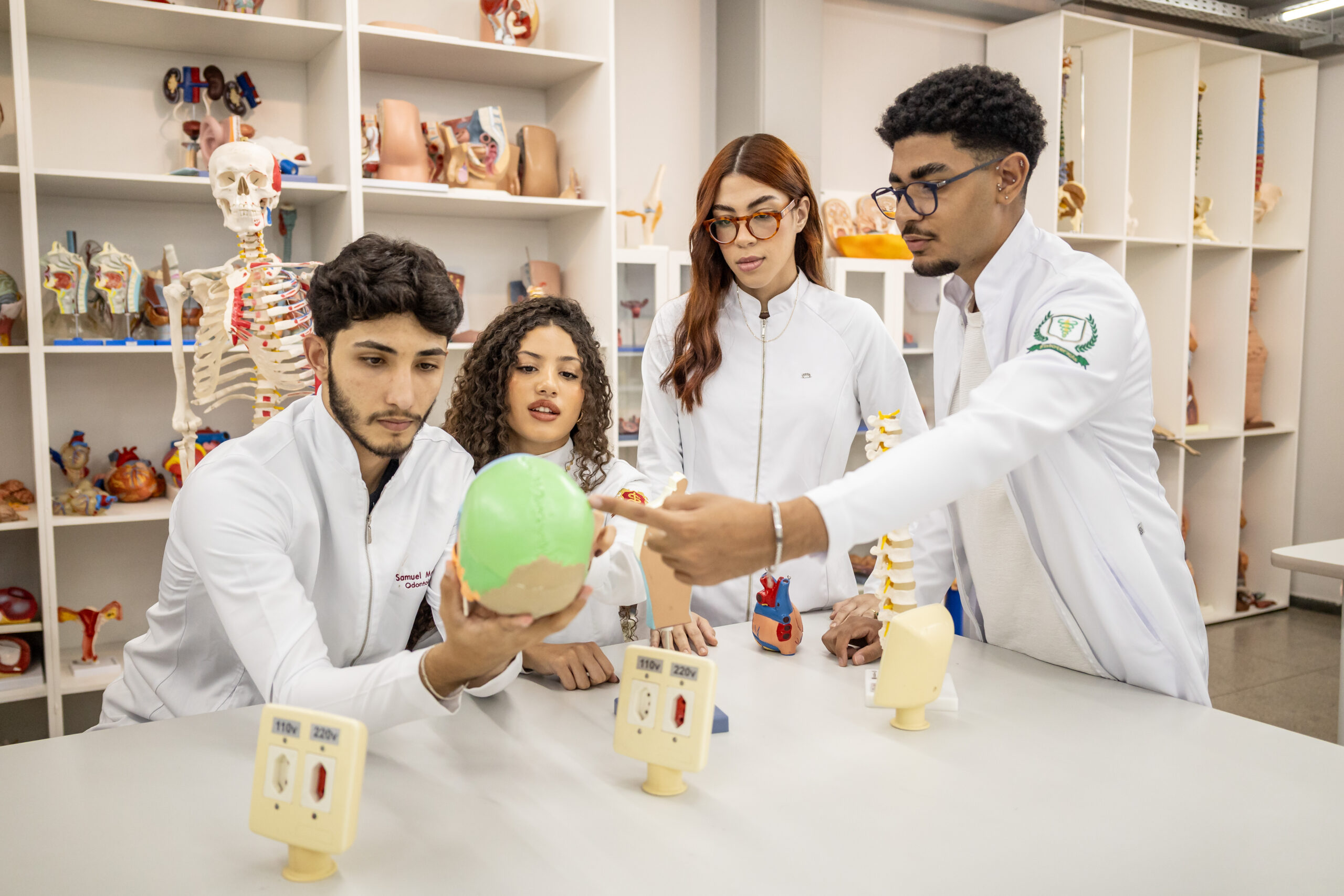 Laboratórios da FACSETE